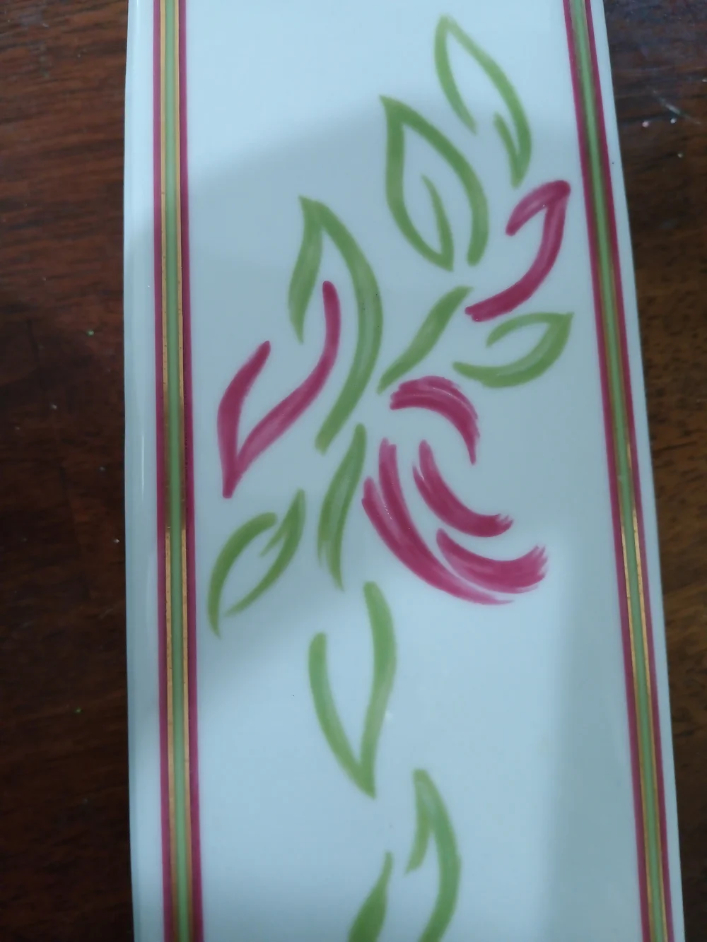 Decorative Leaf & Floral Ceramic Wall Plaque in White, Green & Pink